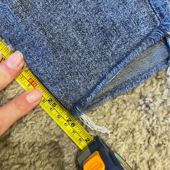 Mother Women’s Jeans Acid Wash Grey Size 32 The Stunner Zip Ankle Step Fray - Picture 10 of 10